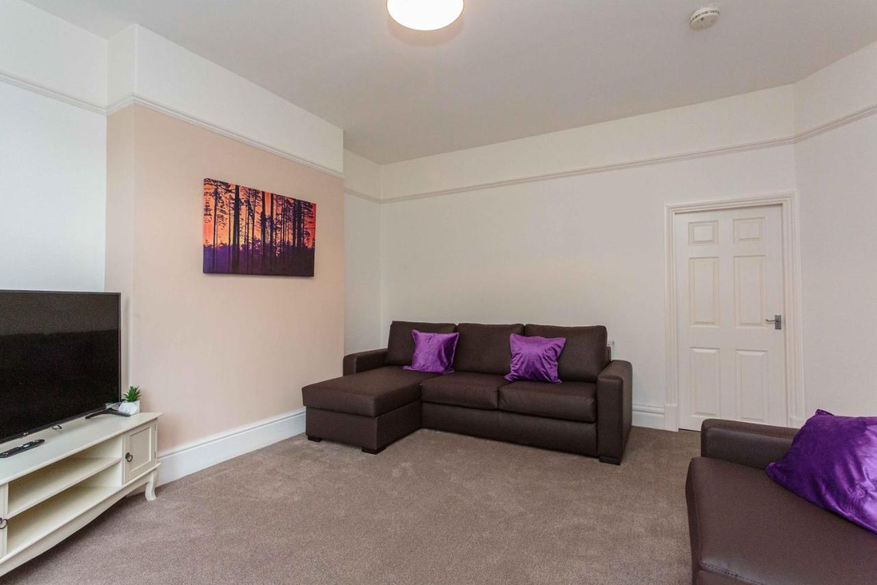 Apartment Cherry - Passionfruit Blackpool